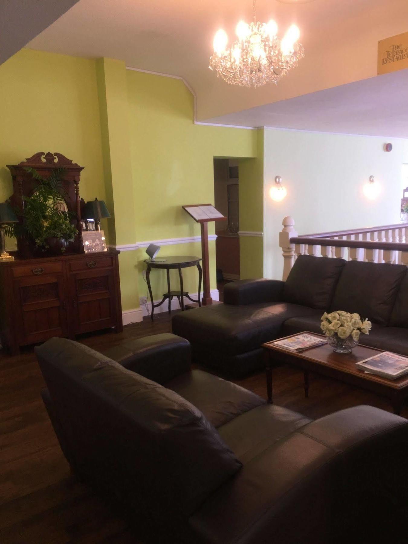 The Beaumont Accommodation ラウス エクステリア 写真
